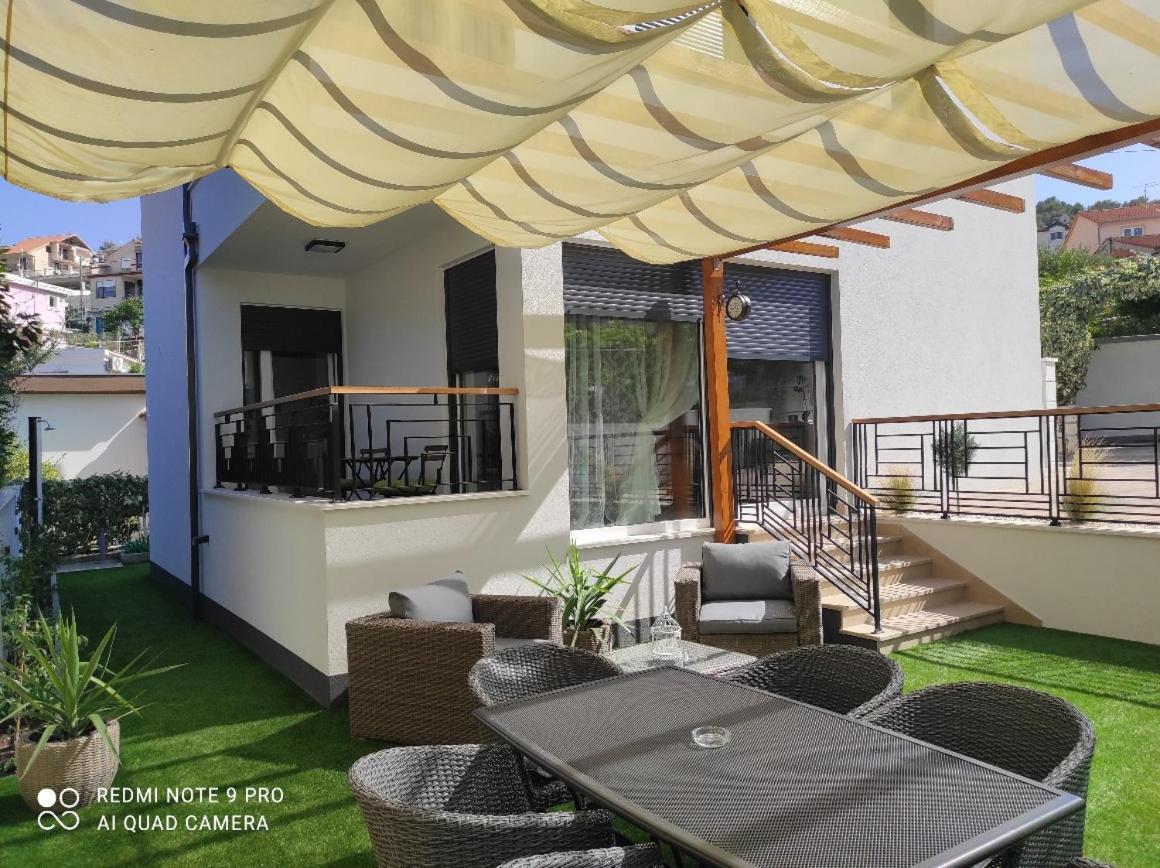 Villa Borna B20 Trogir Eksteriør billede